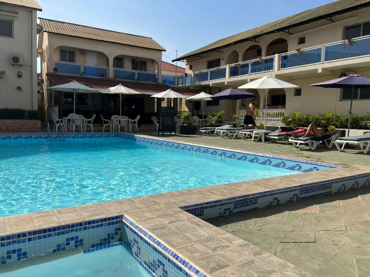Tranquil Resort Hotel Brusubi Bagian luar foto