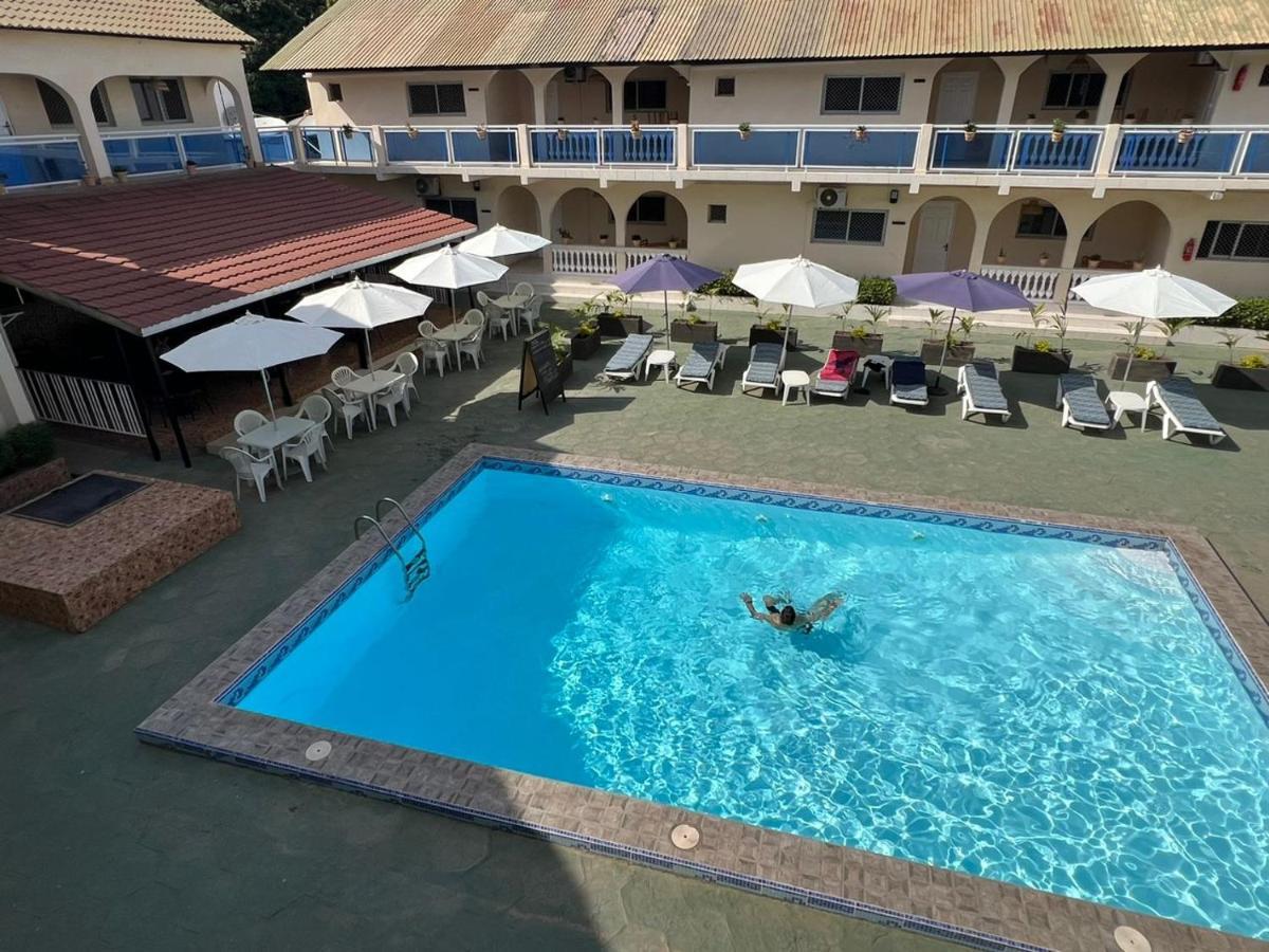 Tranquil Resort Hotel Brusubi Bagian luar foto